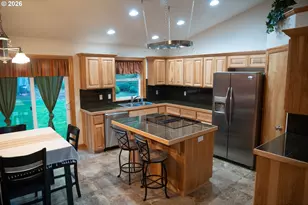 19784 E Victory Ln, Sandy, OR 97055 - Photo 8