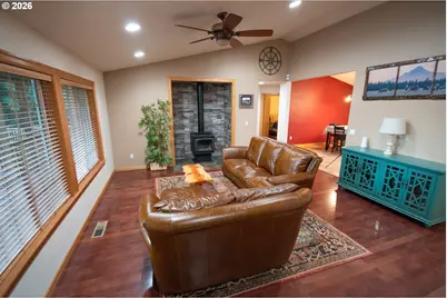 19784 E Victory Ln, Sandy, OR 97055 - Photo 26