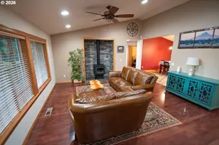 19784 E Victory Ln, Sandy, OR 97055 - Photo 26