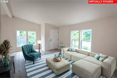 1038 Hillside Dr, Cottage Grove, OR 97424 - Photo 2