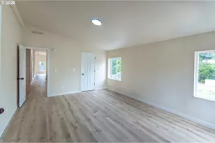 1038 Hillside Dr, Cottage Grove, OR 97424 - Photo 14