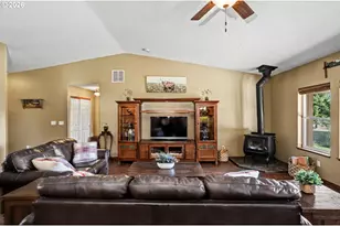 47364 Lyons Mill City Dr, Lyons, OR 97358 - Photo 10