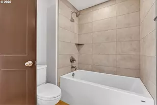 3500 SW 44th Ave, Portland, OR 97221 - Photo 32
