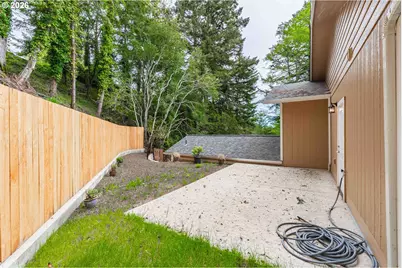 2143 Ash St, North Bend, OR 97459 - Photo 36