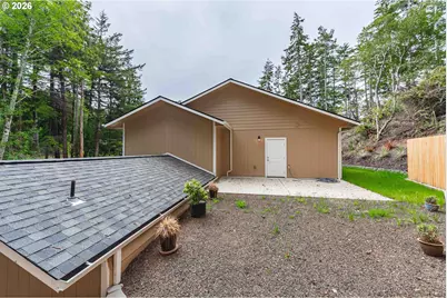 2143 Ash St, North Bend, OR 97459 - Photo 34