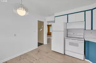 8000 N Woolsey Ave, Portland, OR 97203 - Photo 10