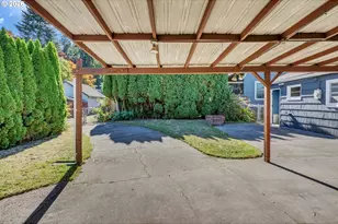 8000 N Woolsey Ave, Portland, OR 97203 - Photo 22