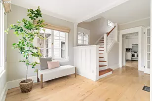 2126 NE 17th Ave, Portland, OR 97212 - Photo 4