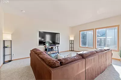 333 NW 58th St, Newport, OR 97365 - Photo 4