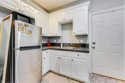 13658 SE Snowfire Dr, Happy Valley, OR 97086 - Photo 36