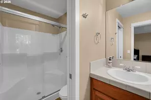 924 NE 73rd Ave, Hillsboro, OR 97124 - Photo 26