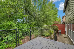 924 NE 73rd Ave, Hillsboro, OR 97124 - Photo 38