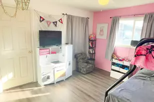 124 NE West Ave, Roseburg, OR 97470 - Photo 18