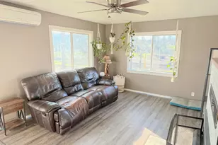 124 NE West Ave, Roseburg, OR 97470 - Photo 8