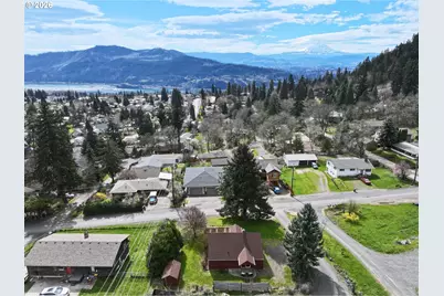 180 NW Spring St, White Salmon, WA 98672 - Photo 42