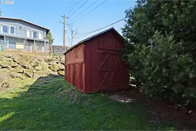 180 NW Spring St, White Salmon, WA 98672 - Photo 36