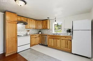 180 NW Spring St, White Salmon, WA 98672 - Photo 14