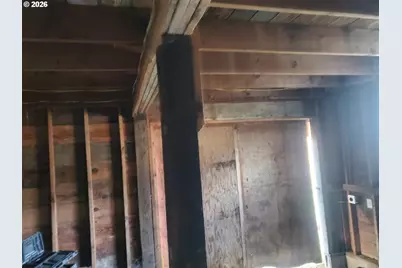 131 Sheldon Ave, Falls City, OR 97344 - Photo 16