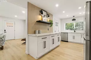 6411 NE 32nd Pl, Portland, OR 97211 - Photo 6