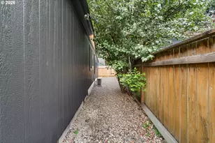 6411 NE 32nd Pl, Portland, OR 97211 - Photo 18