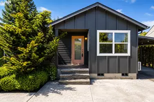 3051 Oak St, Longview, WA 98632 - Photo 2