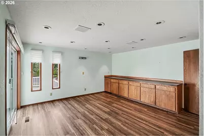 6644 Rippling Brook Dr SE, Salem, OR 97301 - Photo 16