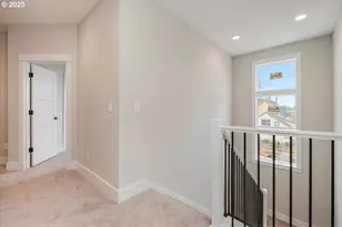 456 SE Haddock Ln, Hillsboro, OR 97123 - Photo 24