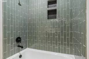 456 SE Haddock Ln, Hillsboro, OR 97123 - Photo 36