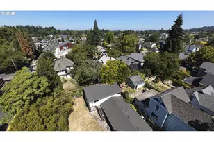 3907 SE Salmon St, Portland, OR 97214 - Photo 4