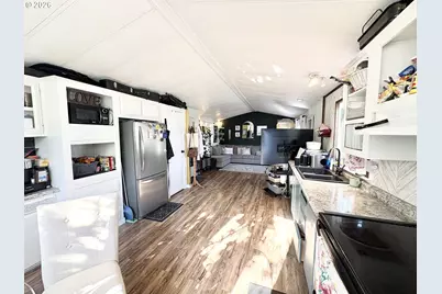 27645 Snyder Rd #14, Junction City, OR 97448 - Photo 18