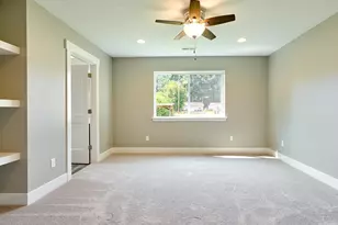 262 SE Ivy St, Mill City, OR 97360 - Photo 16