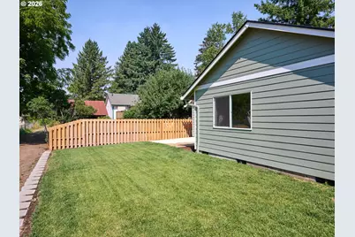 262 SE Ivy St, Mill City, OR 97360 - Photo 32