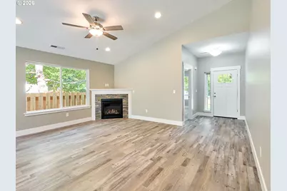262 SE Ivy St, Mill City, OR 97360 - Photo 12