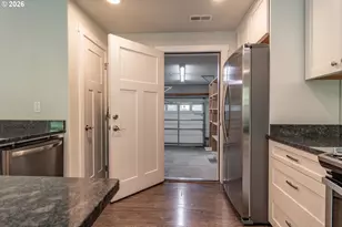 4509 Ridenour St, Roseburg, OR 97470 - Photo 10