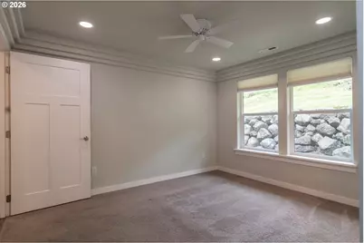 4509 Ridenour St, Roseburg, OR 97470 - Photo 18