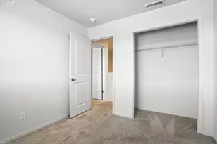2240 SE 16th St, Gresham, OR 97080 - Photo 14