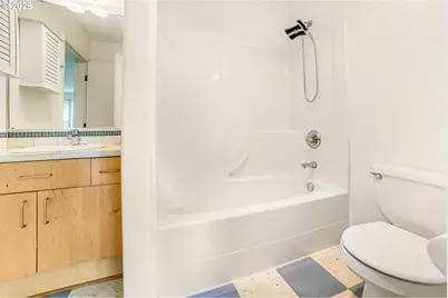 6704 N Pittsburg Ave, Portland, OR 97203 - Photo 14