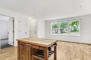 6704 N Pittsburg Ave, Portland, OR 97203 - Photo 8
