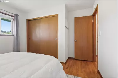 12915 NE Morris Ct, Portland, OR 97230 - Photo 12