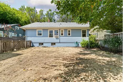 1916 NE 52nd Ave, Portland, OR 97213 - Photo 2