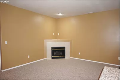 1649 SE Night Heron Way, Gresham, OR 97080 - Photo 4