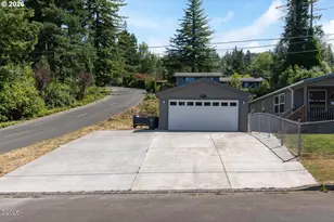 1809 SE Alder Ln Dr, Toledo, OR 97391 - Photo 2