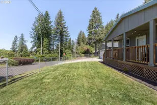 1809 SE Alder Ln Dr, Toledo, OR 97391 - Photo 2