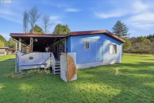 60024 Fairview Rd, Coquille, OR 97423 - Photo 40