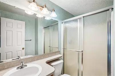 308 SE 9th St, Battle Ground, WA 98604 - Photo 14