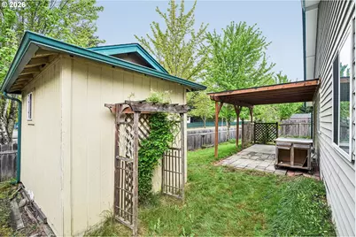308 SE 9th St, Battle Ground, WA 98604 - Photo 22