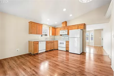 308 SE 9th St, Battle Ground, WA 98604 - Photo 10