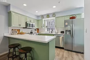 2764 E McLoughlin Blvd, Vancouver, WA 98661 - Photo 16