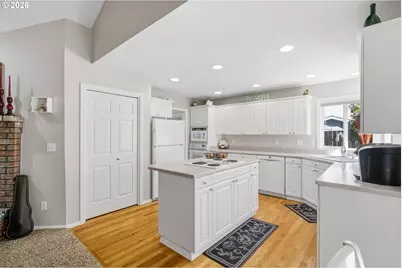 19404 Vincent Dr, Oregon City, OR 97045 - Photo 20