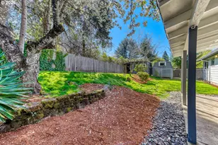 1120 SE Spruce Ct, Gresham, OR 97080 - Photo 22